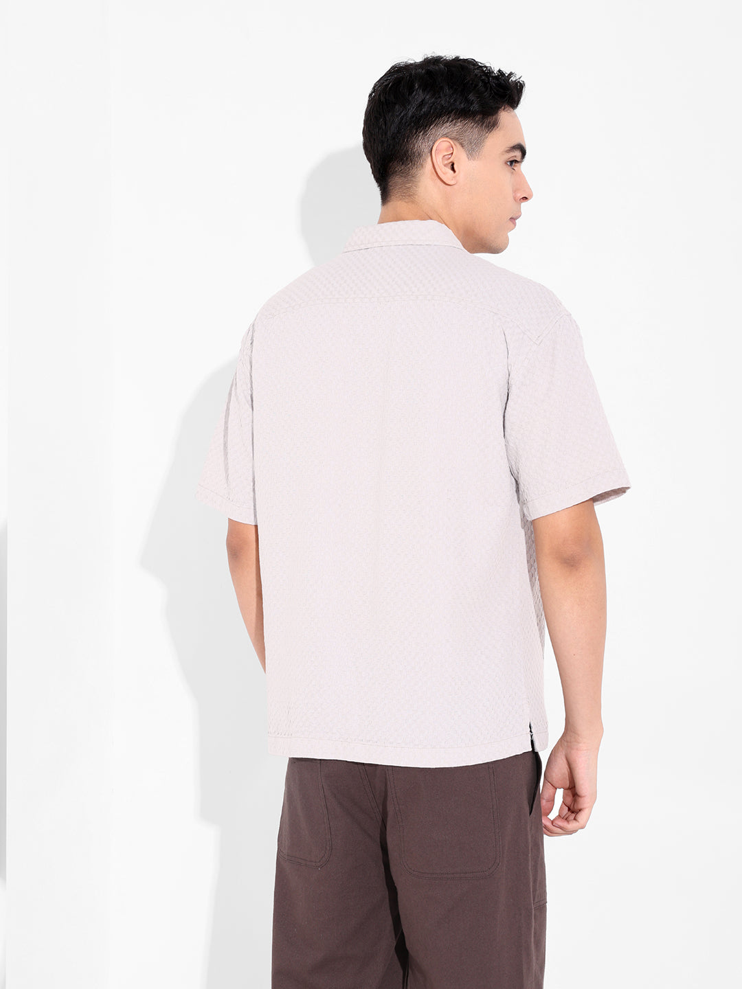 Men's Beige Relaxed Fit Geometric Print Resort Wear Shirt