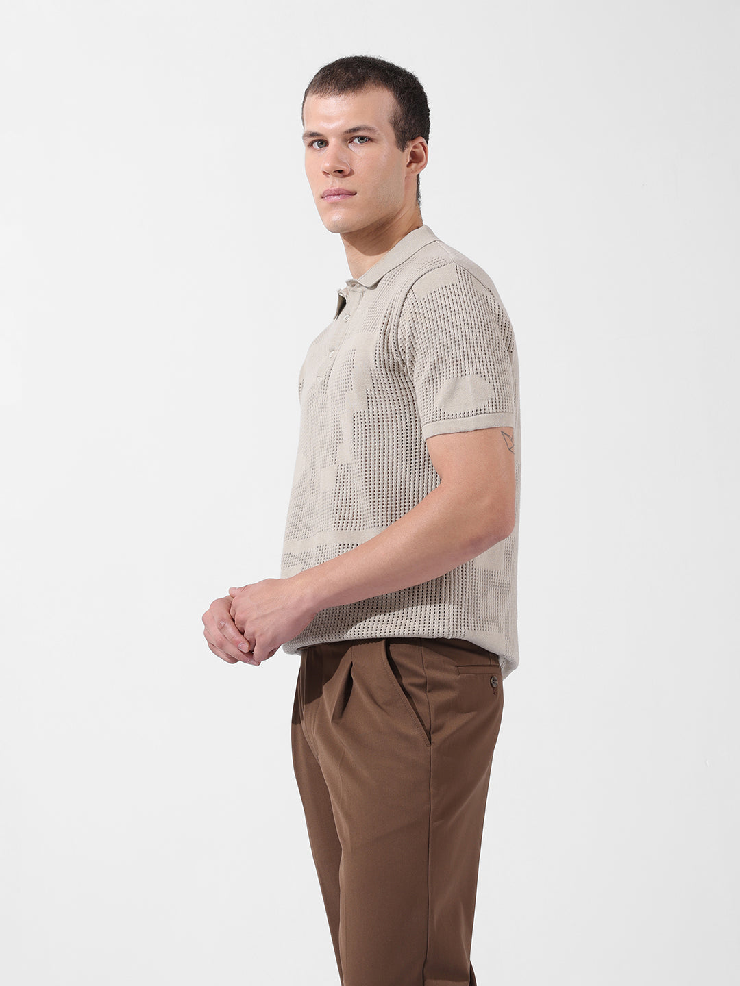 Men's Beige Slim Fit Textured Flat Knit Polo Collar T-Shirt