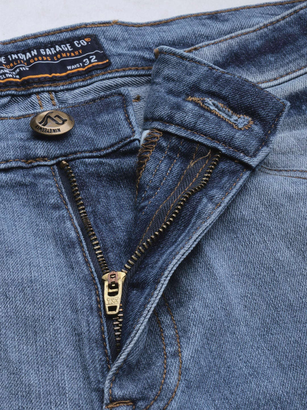 Men's Blue Slim Fit Solid Casual Jeans