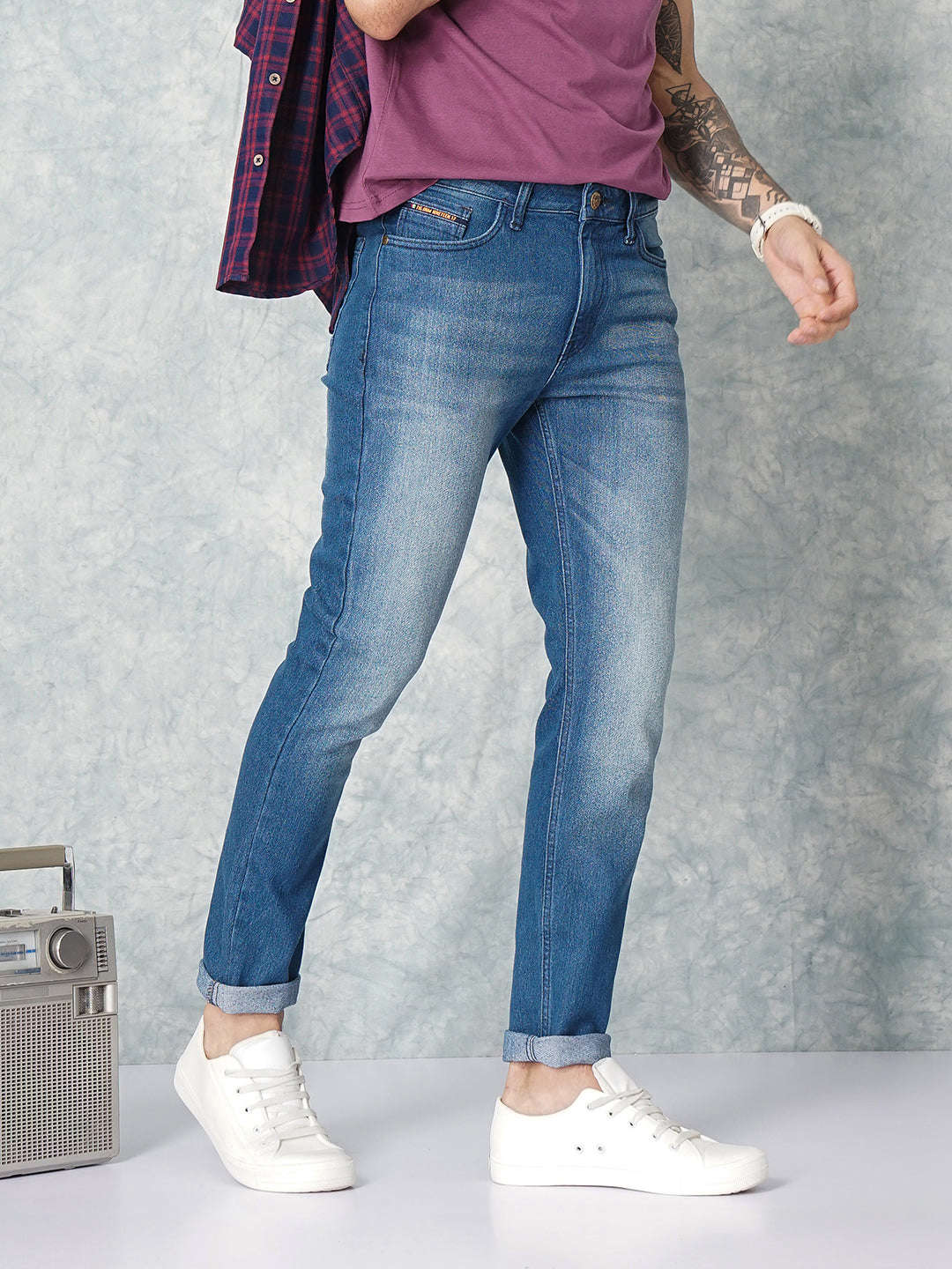 Men's Blue Slim Fit Solid Casual Jeans